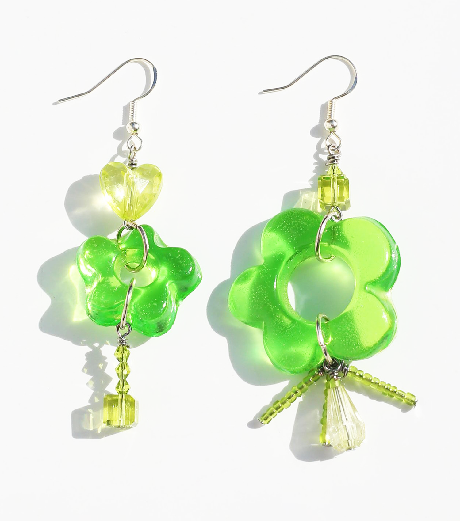 Joey Shares, Resin Earrings, Handmade, Los Angeles, Kathleen, Shop Kathleen, resin, jewelry, flower, charms, handmade, beads, y2k, acrylic beads, sterling silver, flowers, slime