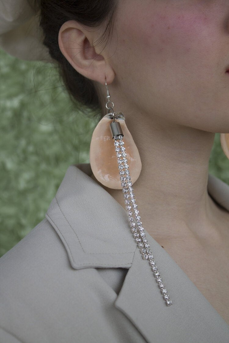 Earrings, shell earrings, oyster earrings, pearl earrings, kunst, shop kunst, kathleen, los angeles, shop kathleen, boutique