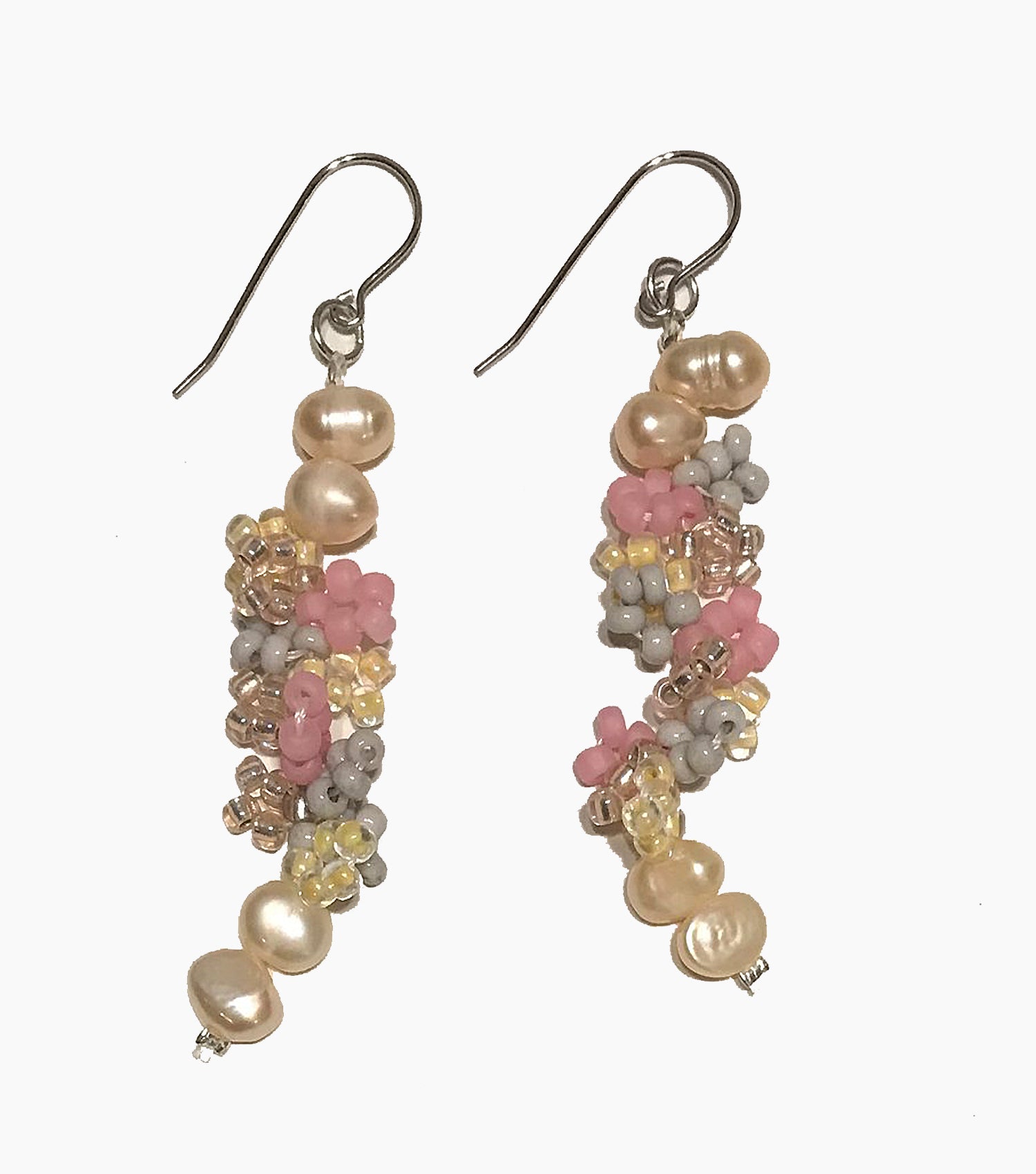 Homejob, Homejob the Label, Shop Kathleen, Kathleen, Los Angeles, Handmade, Pearls, Pearl Earrings, Sustainable, Beaded Earrings