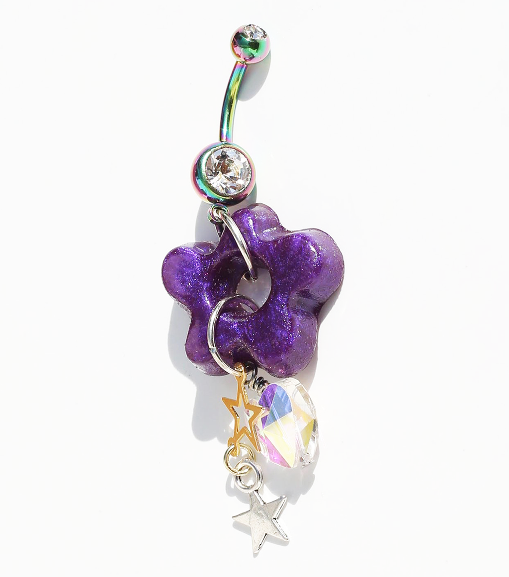 Joey Shares, Resin Earrings, Handmade, Los Angeles, Kathleen, Shop Kathleen, resin, jewelry, flower, charms, handmade, beads, heart, y2k, belly ring, navel piercing, navel ring, jewelry, star child