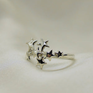 Loneru, Lonerü, sterling silver ring, star jewelry, vermont jewelry, sterling silver star ring, kathleen, kathleen los angeles, independent boutique, independent artist, independent designer, handmade jewelry, los angeles boutique, shooting star ring, silver ring, stars ring