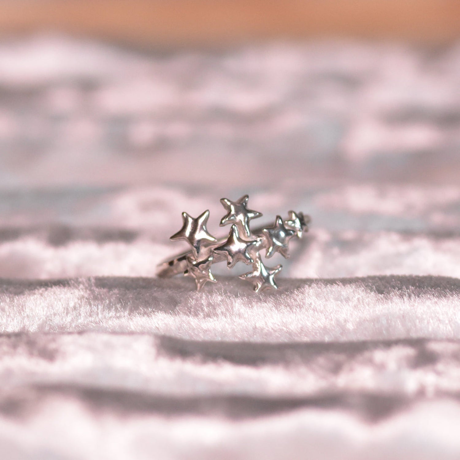 Loneru, Lonerü, sterling silver ring, star jewelry, vermont jewelry, sterling silver star ring, kathleen, kathleen los angeles, independent boutique, independent artist, independent designer, handmade jewelry, los angeles boutique, shooting star ring, silver ring, stars ring