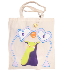 Ema Gaspar, Ema G B, hand painted tote, one of a kind, independent artist, independent designer, resin keychain, heart keychain, kathleen, kathleen los angeles, shop kathleen, independent boutique, indie boutique, tote bag, cotton tote, cartoon tote, pierced keychain, tie dye tote, hand dyed