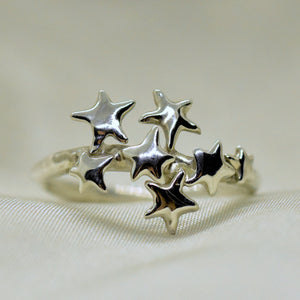 Loneru, Lonerü, sterling silver ring, star jewelry, vermont jewelry, sterling silver star ring, kathleen, kathleen los angeles, independent boutique, independent artist, independent designer, handmade jewelry, los angeles boutique, shooting star ring, silver ring, stars ring