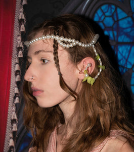 Deska, Deska Jewelry, Pearl, Headpiece, Head Jewelry, Hair Jewelry, Handmade, Los Angeles, Los Angeles Boutique, Independent Designer, Independent Artist, Kathleen, Shop Kathleen, Kathleen Los Angeles, Costume Headpiece, Costume Jewelry