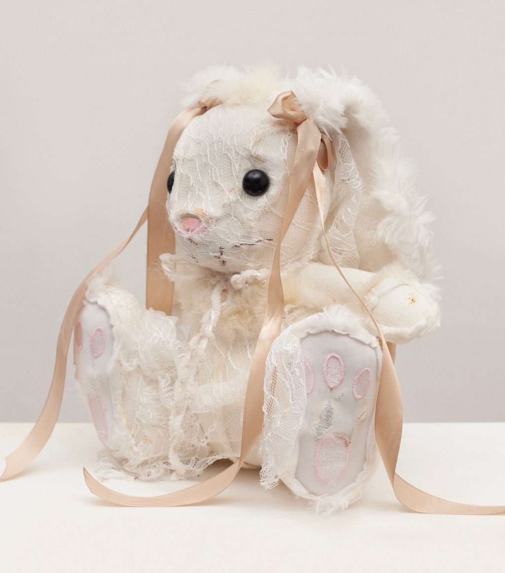 Dean Hoy, Bears Who Care, London Artist, Independent Artist, Independent Designer, Soft Toys, Soft Sculptures, Soft Art, Handmade Toys, Teddy Bear, Kathleen, Kathleen Los Angeles. Los Angeles Boutique, Independent Boutique, Independent Fashion, Sustainable, Upcycled, Recycled Toys