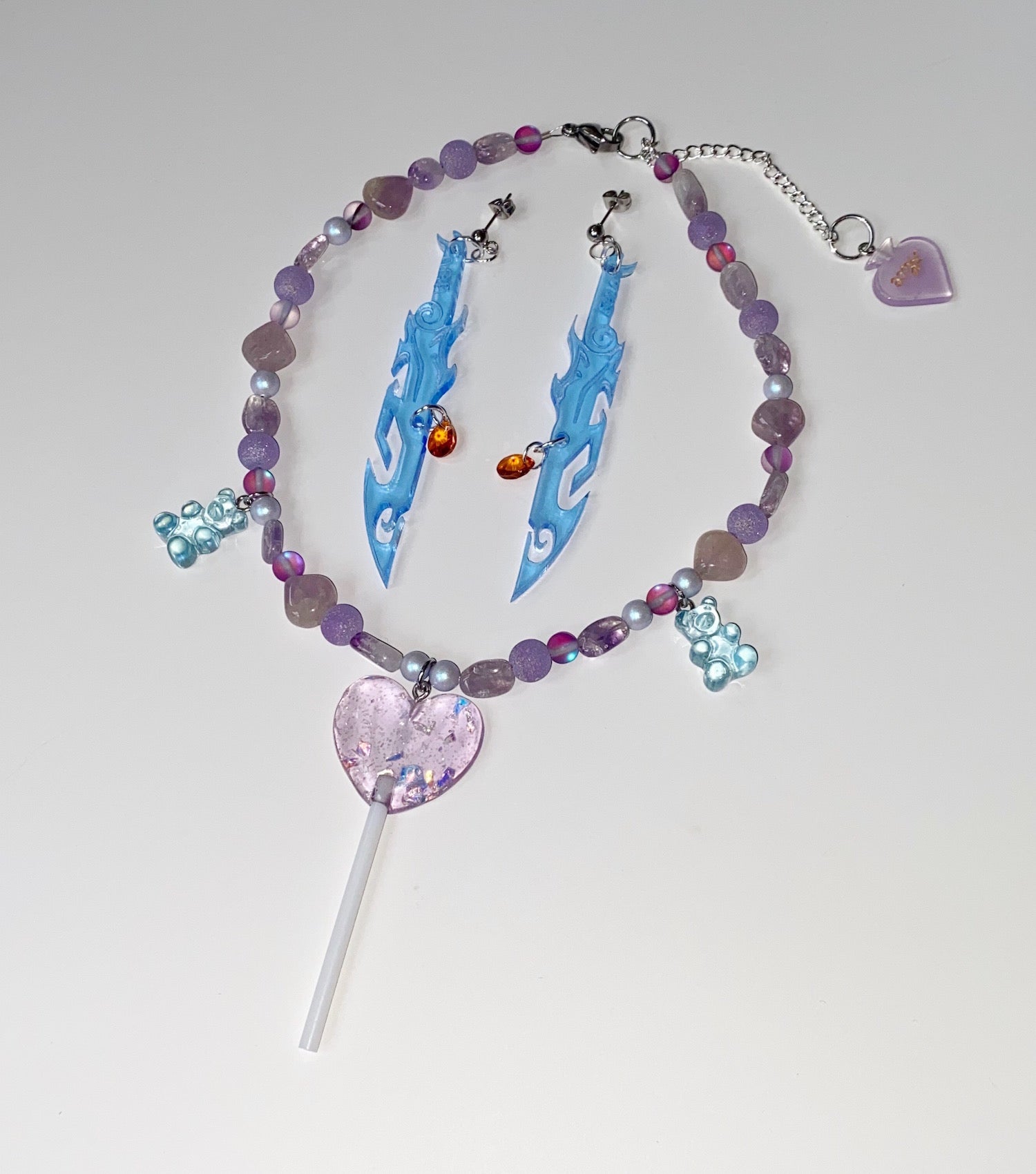 emma pryde, lollipop, choker, resin, glitter, handmade, los angeles boutique, kathleen, kathleen los angeles, gummie bear, necklace, pearls, freshwater pearls, baroque pearls