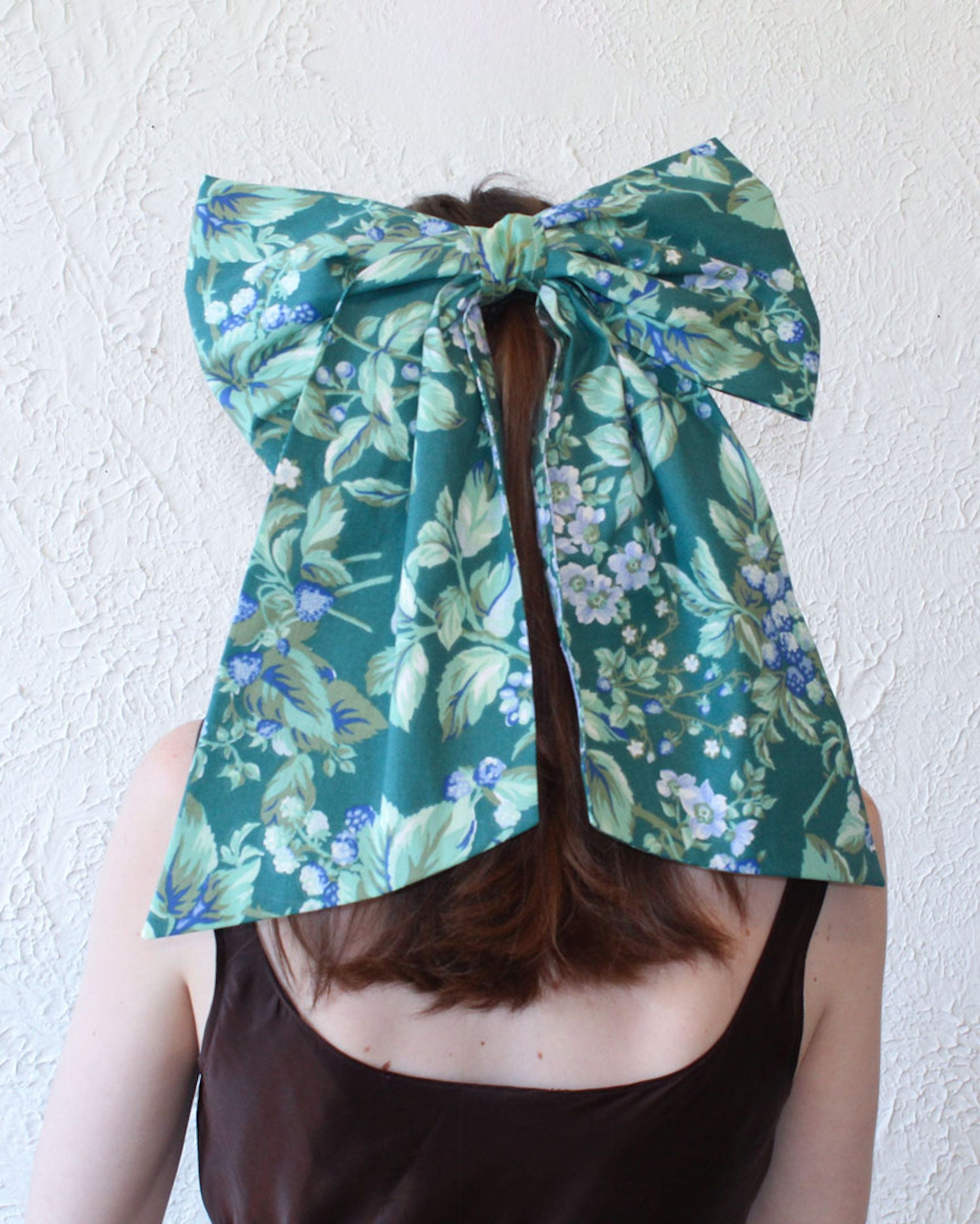 kathleen, kathleen los angeles, independent boutique, independent artist, independent designer, handmade, los angeles boutique, heather stanko, giant hair bow, hair clip, hair clip bow, vintage bow clip, vintage fabric bow, upcycled bow, hair accessories, vintage bows, vintage hair clip, shop Kathleen, oversized bow, cotton ribbon, hair ribbon