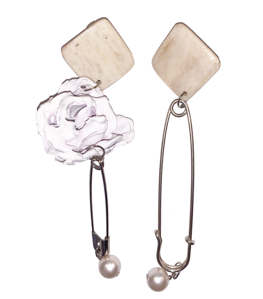 Kathleen, Shop Kathleen, Kathleen Los angeles, independent boutique, independent fashion, sustainable fashion, sustainable jewelry, upcycled, montreal designer, 3347, 3_3_4_7, found object earring, yellow earrings, punk earrings, pearl earrings, faux pearl earrings
