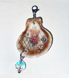 Petri Kitsch, Paulette Sabato , Charm, Seashell Jewelry, Crystal Charm, Fairy charm, fairy necklace, teddy bear, keychain, charm necklace, charm bracelet, crystal charm, dangly charm, pearl necklace, freshwater pearl, kathleen, kathleen los angeles, handmade, handmade jewelry, independent jewelry, upycled fashion, upcycled jewelry, sustainable jewelry, beaded keychain, los angeles fashion