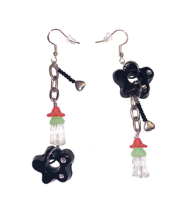 Joey Shares, Resin Earrings, Handmade, Los Angeles, Kathleen, Shop Kathleen, resin, summer, hearts, beads, vintage, charms, y2k