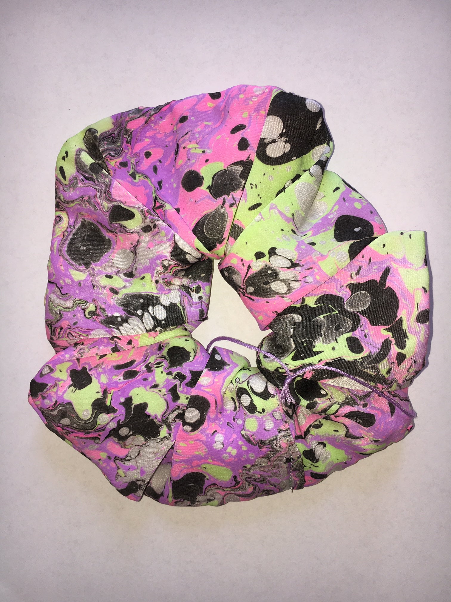 MYFAWNWY Marbled Silk Scrunchie