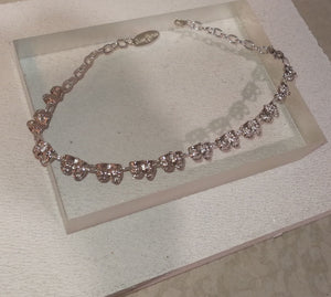 Mask Choker